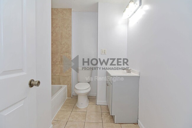 Photo - 14 Chester Ave Unit 14 R