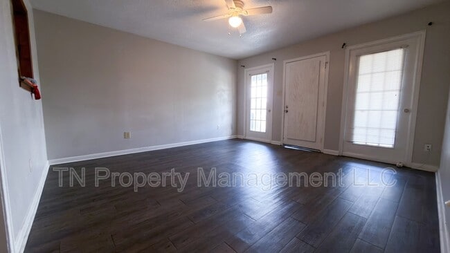 Photo - 204 Cantal Dr