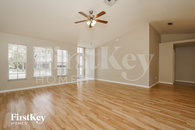 Photo - 8418 Wren Rd