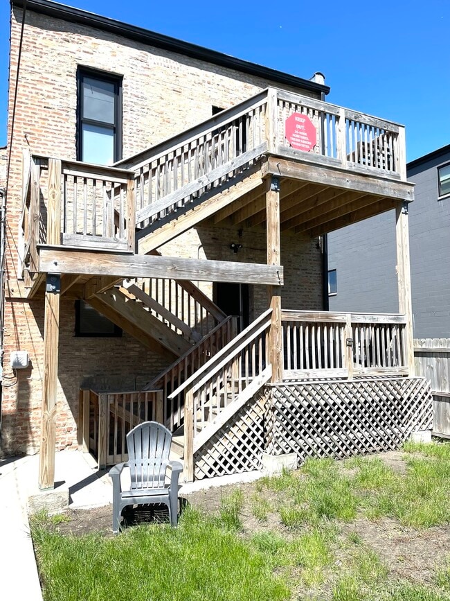 Photo - 6355 S Maryland Ave