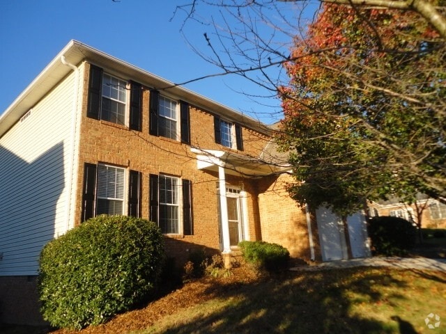 Building Photo - 6385 Clubside Dr Rental
