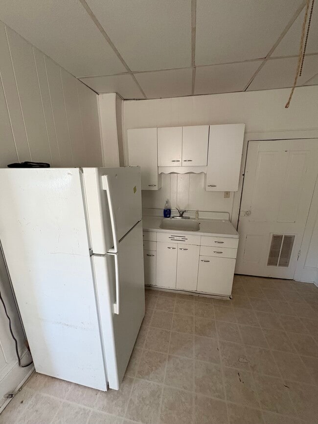 Photo - 703 W Briggs Ave Unidad W Briggs Duplex