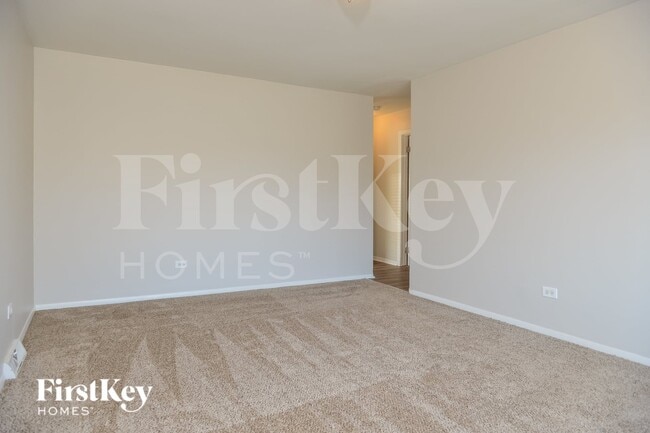 Photo - 744 Newell Ave