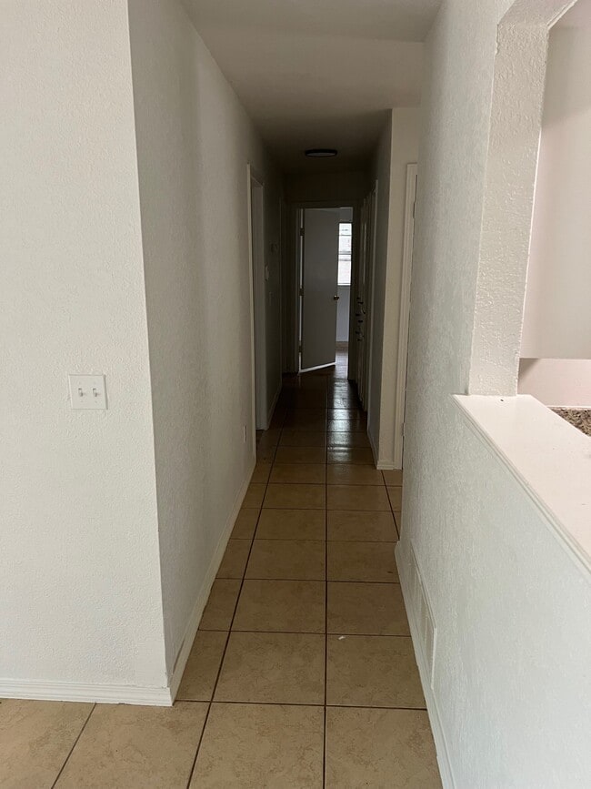 Photo - 217 W Campbell Dr