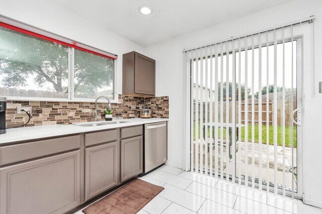 Photo - 7327 Enchanted Creek Dr