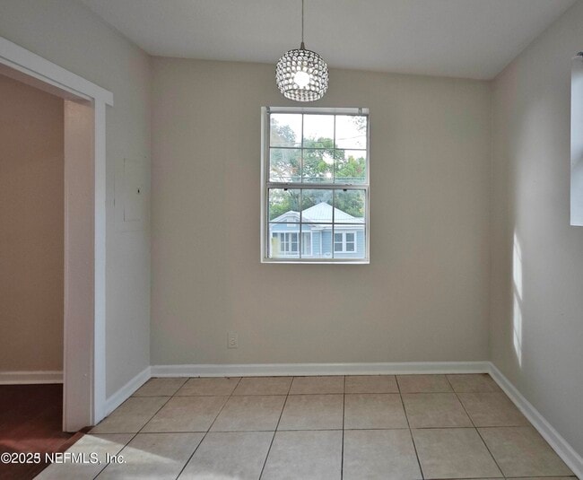 Photo - 1337 W 23rd St