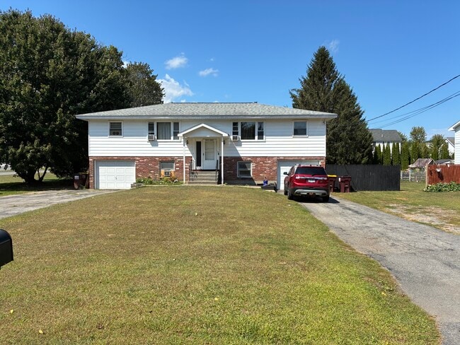Building Photo - 2923 W Lydius St Unit 2923 Rental