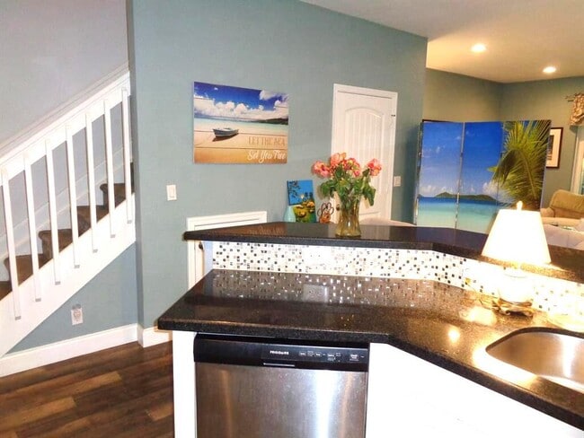 Photo - 2626 Webb Ave