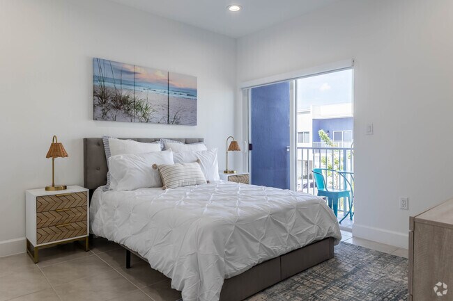 3 BR, 2.5 BA - 1,348SF - Pearl at Pompano Beach