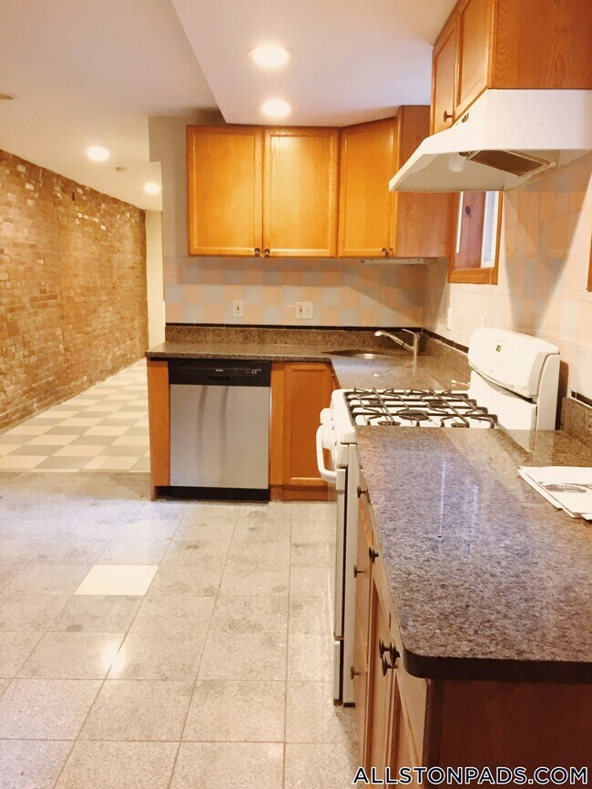 Photo - 73 Harvard Ave Unidad G1