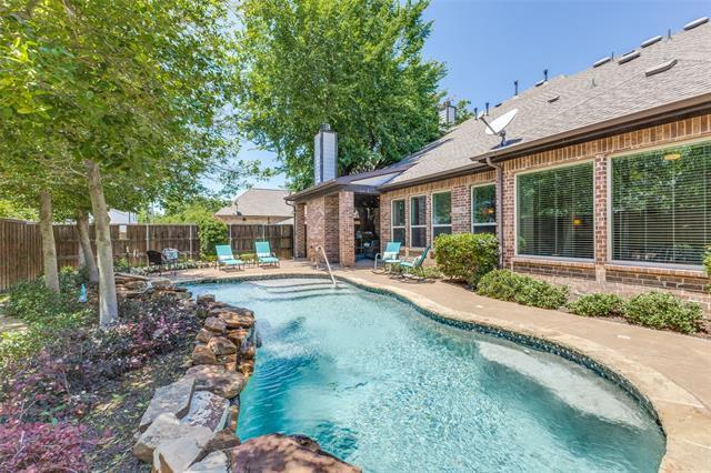 Photo - 4008 N Cresthaven Rd
