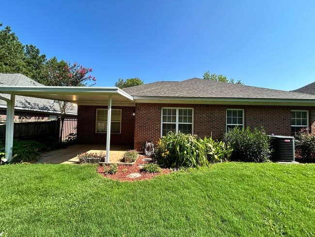 Photo - 498 Arnell Ln