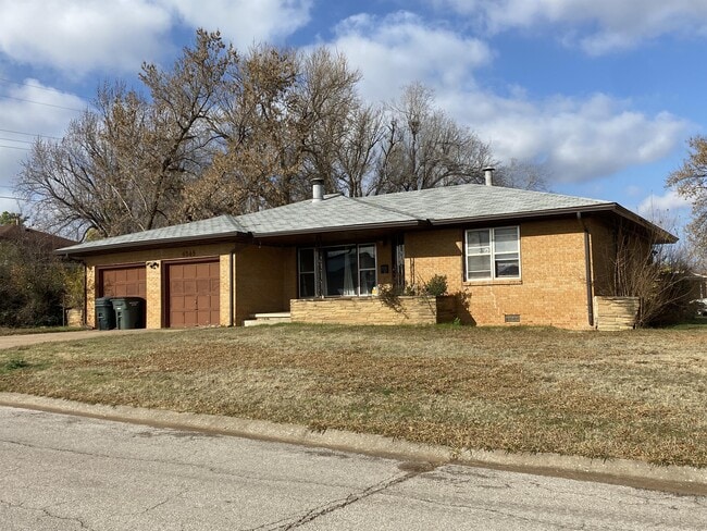 Photo - 4345 SE 16th St Casa