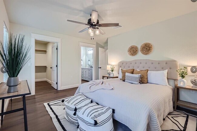 Photo - 4704 Blue Meadow Dr