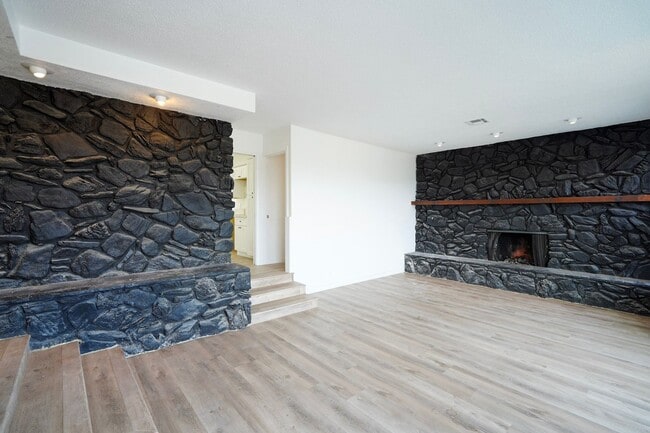 Photo - 6304 Riley Way Unit 1