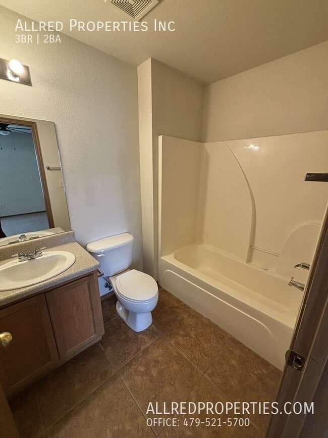 Photo - 405-407 E. Asher Ct. Unidad 407 E. Asher Ct.-1