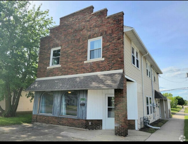 Building Photo - 1702 Milburn Blvd Rental