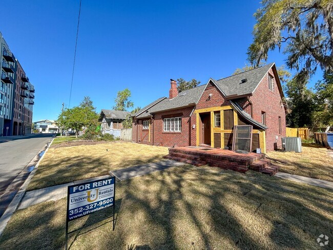 Building Photo - 1226 NW 4th Ave Rental