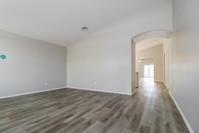 Photo - 5878 S 238th Ln