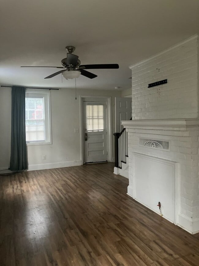 Photo - 1803 E Sixth #9