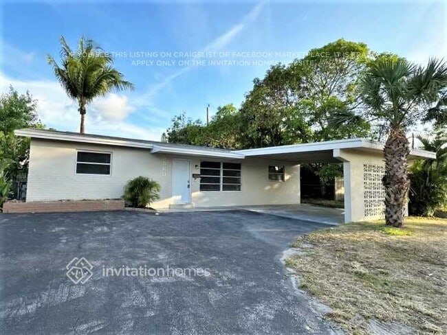 Photo - 5560 SW 7th Ct