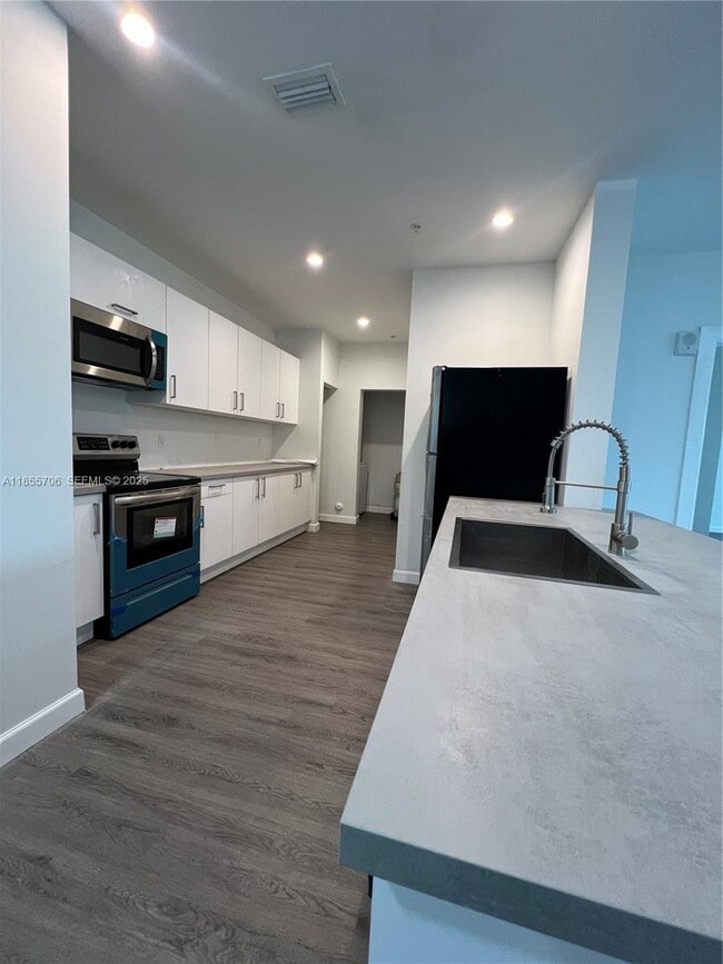 Photo - 2311 NW 22nd Ave Unit 303