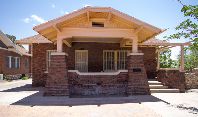 Building Photo - 2900 San Diego Ave Rental