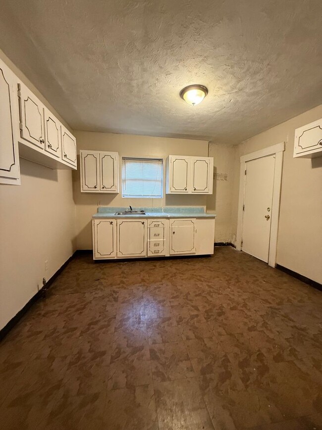 Photo - Cozy 2-Bedroom Townhome for Rent – Lincoln-Larimer, Pittsburgh, PA