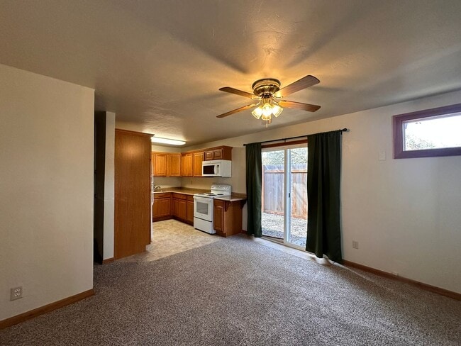 Photo - Cozy Veneta One Bedroom