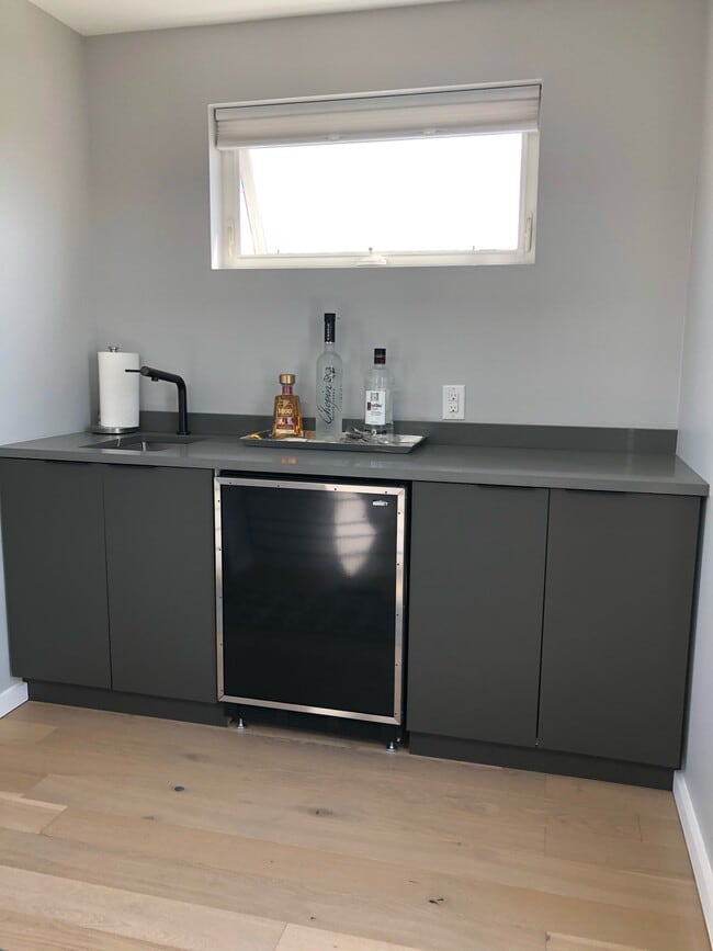 Photo - 1701 Annin St