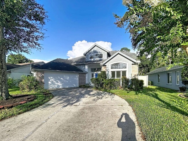 9122 Rockrose Dr