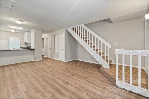 Photo - 3916 Briarhill Dr