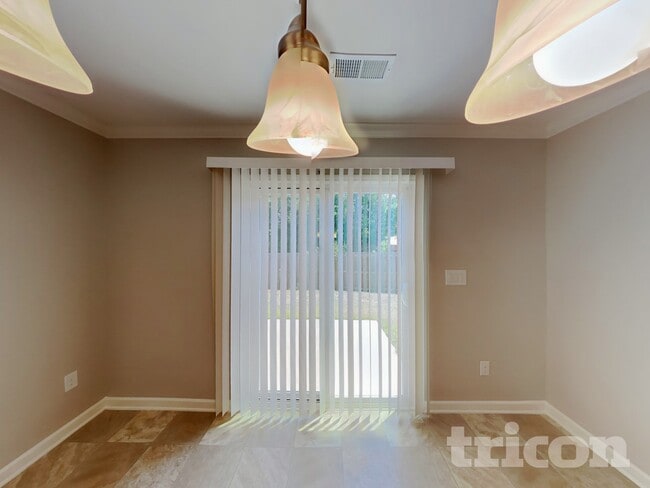 Photo - 234 Nicene Ct