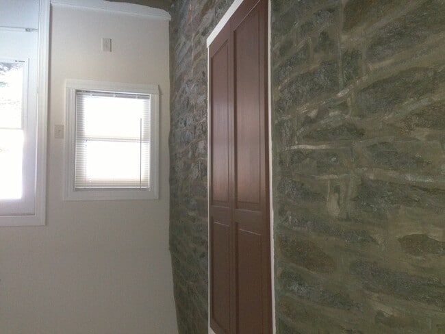 Photo - 266 Shelmire St Unit 2