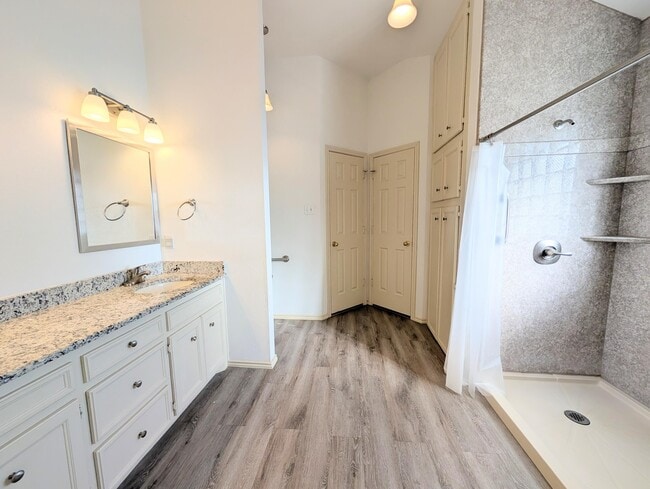 Photo - 8909 19th St