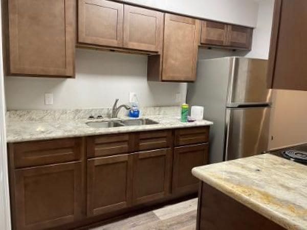 Photo - 932 E Monterey Ct