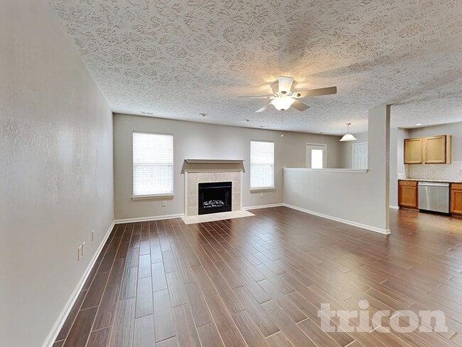 Photo - 5847 Mosaic Pl