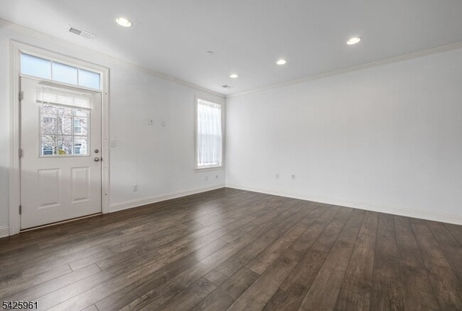 Photo - 63 Autumn Way