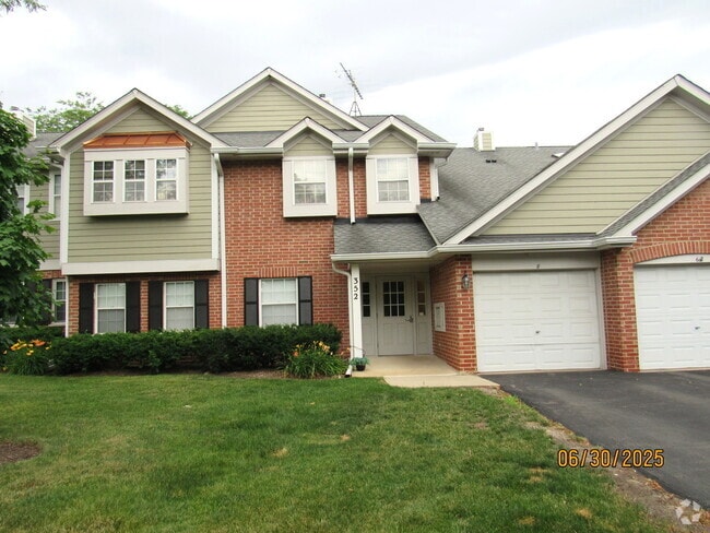 Building Photo - 352 Pembroke Ct Unit 5 Rental