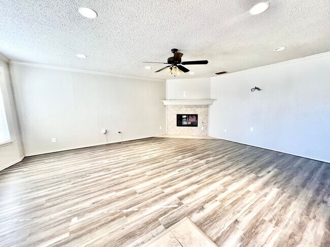 Photo - Beautiful spacious brick home! Must see!