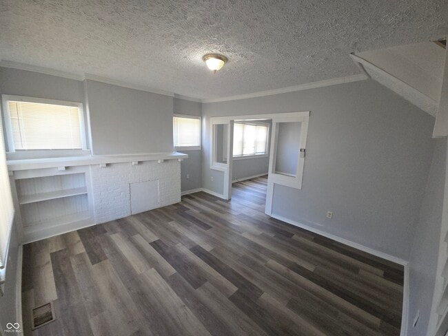 143 W 35th St