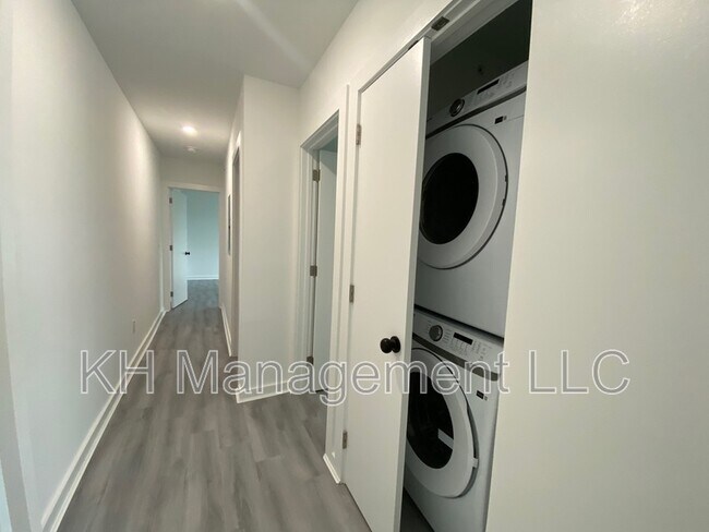 Photo - 5436 Vine St