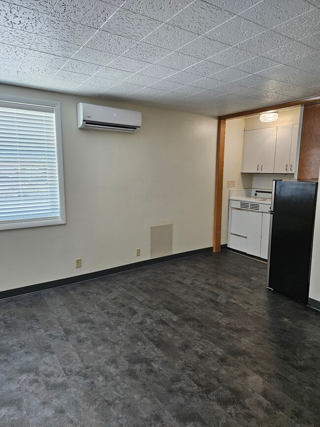 New split system for air conditioning - 1106 W Wisconsin Ave Apartments
