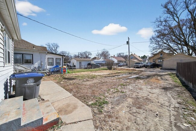 Photo - 2117 6th Ave