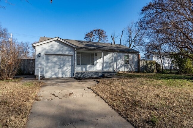 Photo - 4697 S Troost Ave