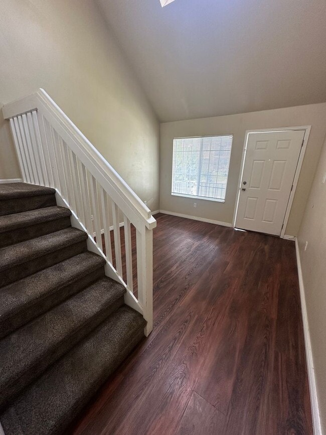 Photo - 3 BEDROOM, 2 BATHROOM TOWNHOUSE WITH 1 CAR ATTACHED GARAGE