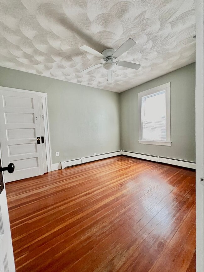 Photo - 89 Rochambeau Ave Unit #2