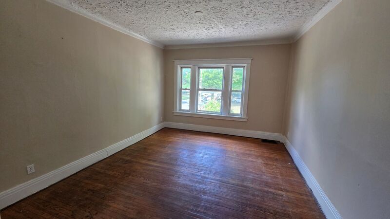 Photo - 726-730-730 Genesee St Unit #3
