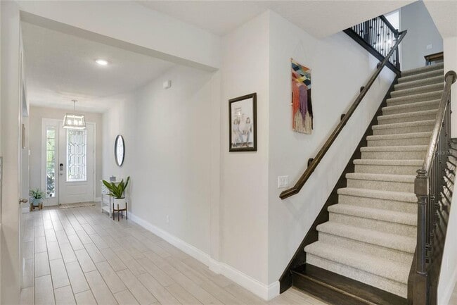 Photo - 8414 Vivaro Isle Way