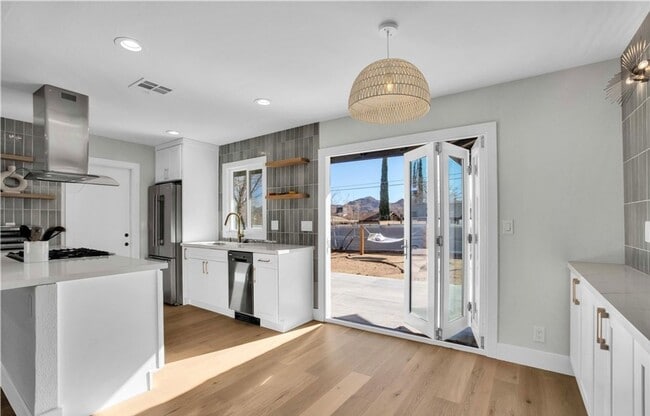 Photo - Newly Renovated and Ready for Movein!